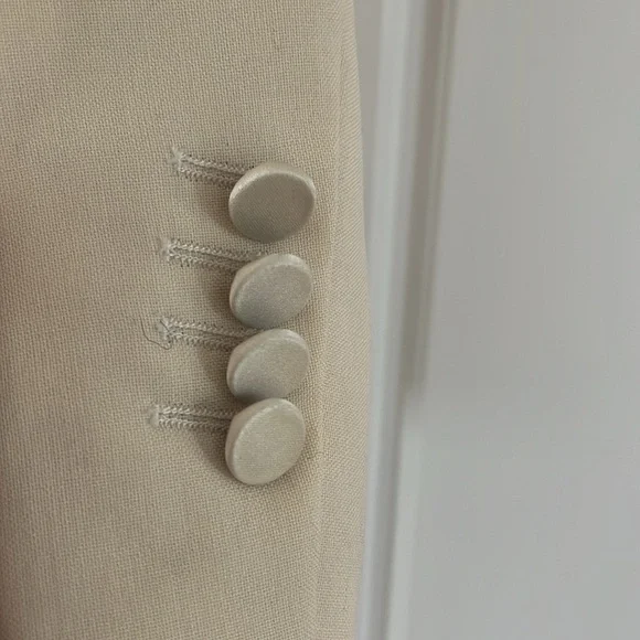 BURBERRY cream silk notch lapel sport coat 48R - Picture 4 of 9